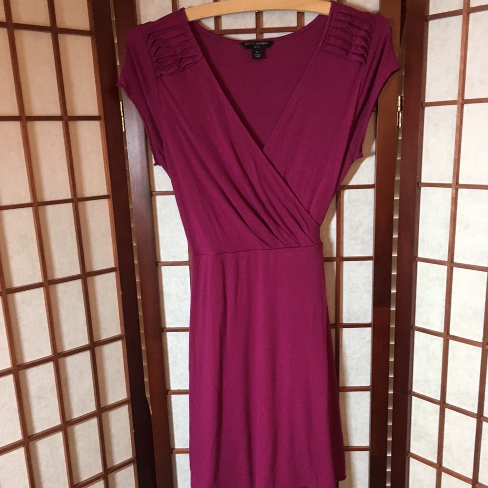 Beautiful Banana Republic Mock Wrap Dress
